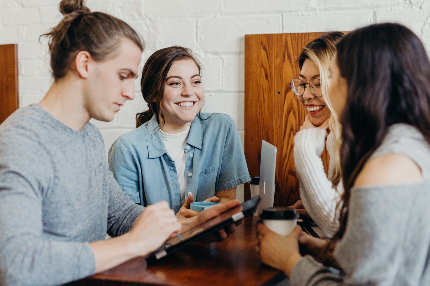 Building a Positive Workplace Culture Image